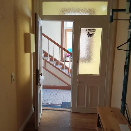 Zentral In Bad Mit Kaminofen Appartement *